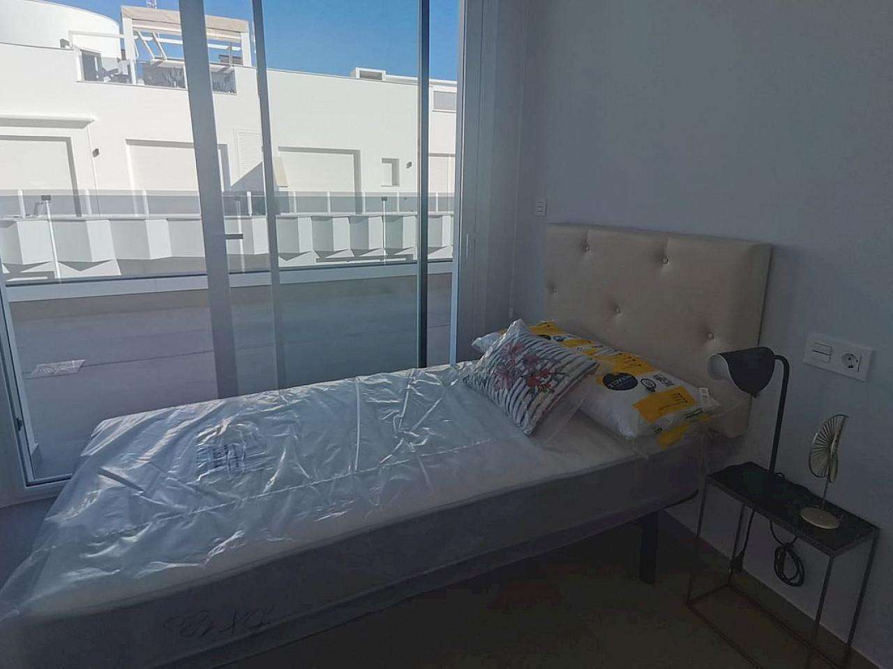 Neubau Penthaus mit 2 Schlafzimmern und 1 Badezimmer in Torrevieja| Ref: MA-1658E – Torrevieja