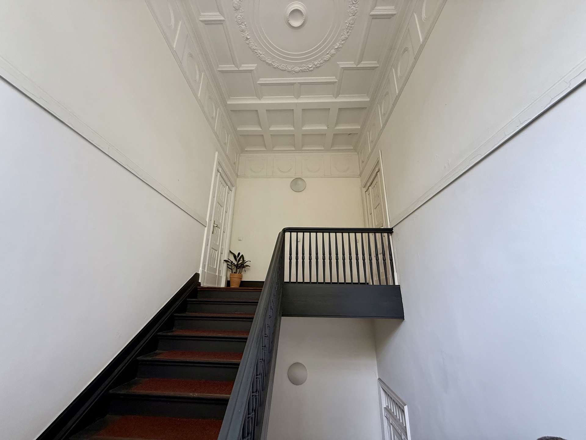 Nur 150 Meter vom Roseneck entfernt – Berlin