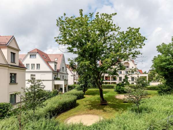 Stilvolles Wohnen in historischer Eleganz: Luxuriöse 2-Zimmer-Wohnung I moderne Ausstattung