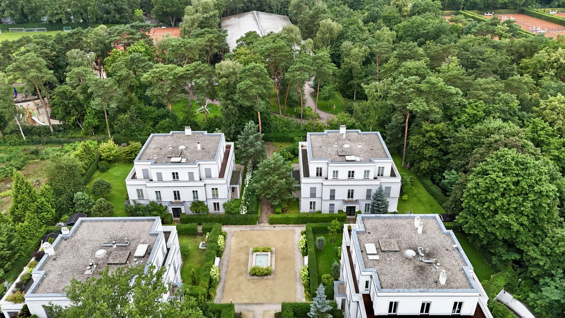 Penthouse Prêt-à-Porter – Stilvolles Wohnen ohne Kompromisse – Berlin