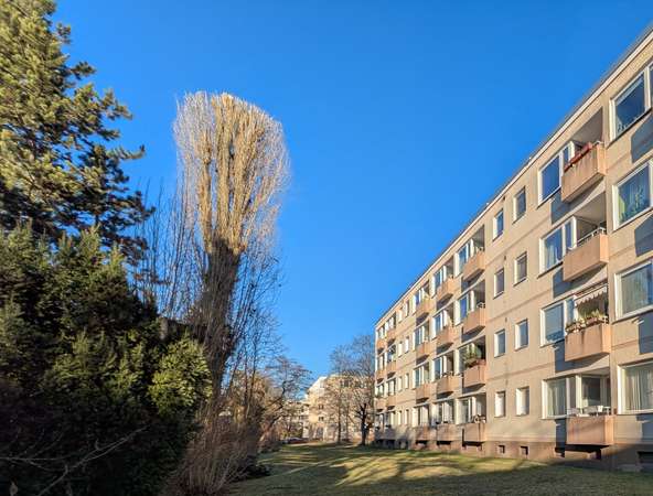 Preiswerter geht's nicht - Perfekt geschnittene, bezugsfreie Zweizimmerwohnung in Toplage Spandaus