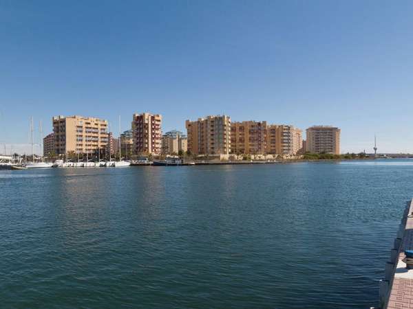 Neubau Apartments mit 2 Schlafzimmern und 2 Badezimmern in La Manga| Ref: MA-1428