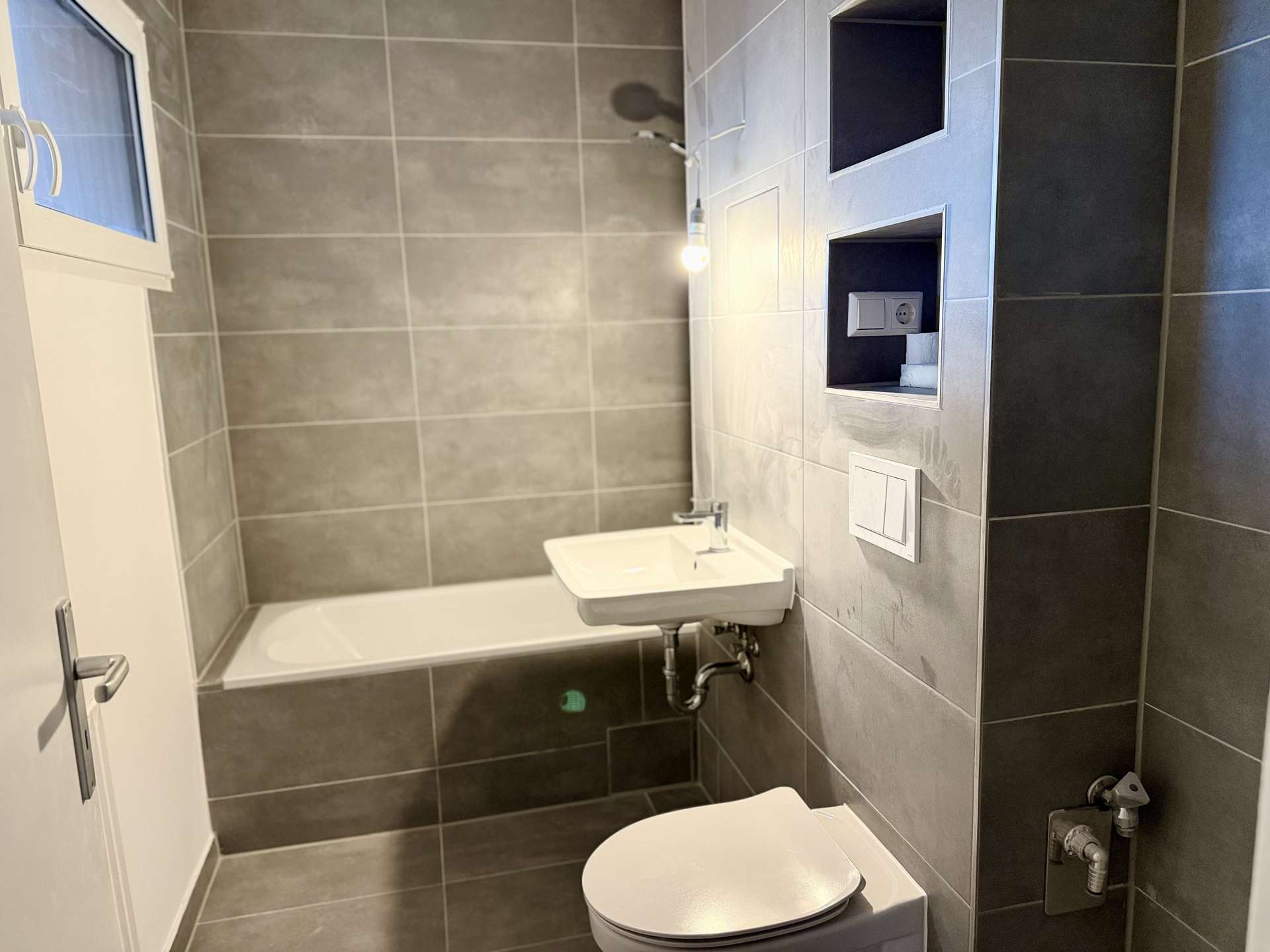 Paket aus 2 Wohnungen – unter 4.000 €/m² im Charlottenburg – Berlin