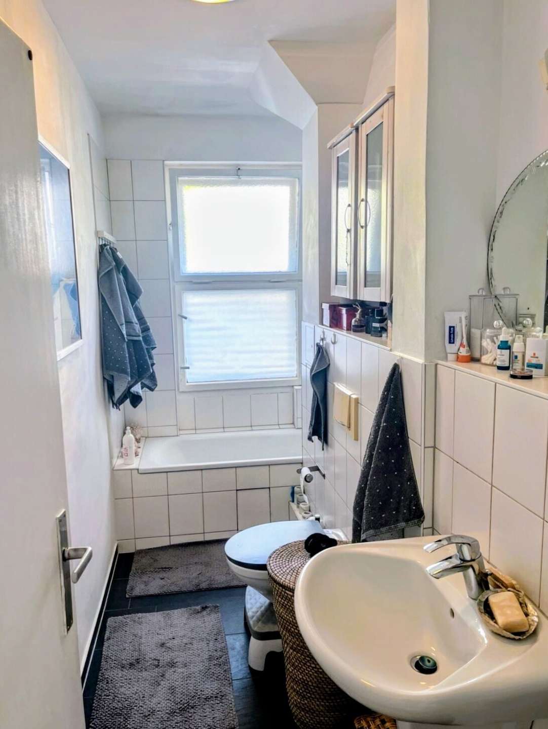 Provisionfrei: Familiennest 3,5-Zimmer-Wohnung in Schlossnähe Family Nest: 3.5-Room near the Castle – Berlin