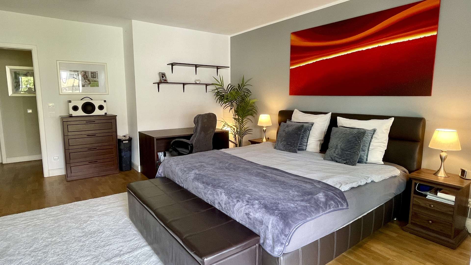 Luxuriöse 6-Zimmer-Wohnung mit Fahrstuhl (TG-Stellplatz vorhanden) – Berlin