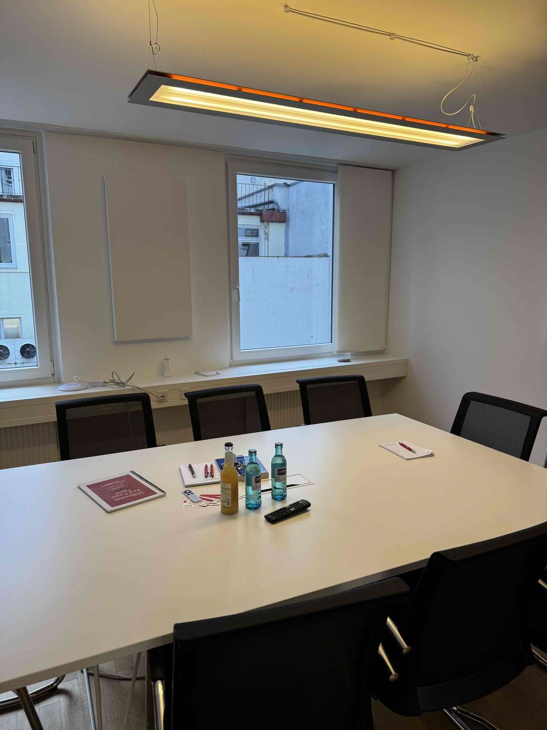 Perfekte Lage direkt am Stachus - voll ausgestattetes Büro in netter Bürogemeinschaft! – München