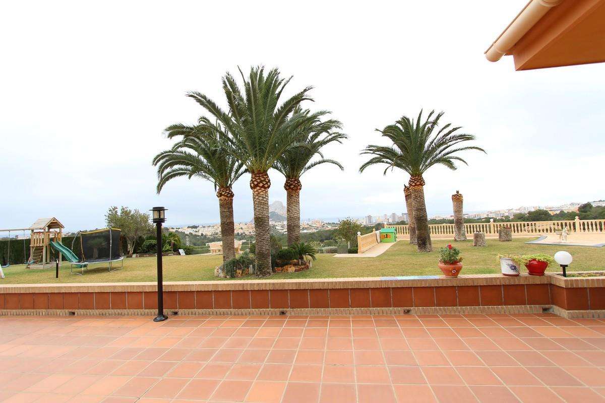 Villa mit 5 Schlafzimmern und 3 Badezimmern in Calpe| Ref: SCR0040 – Calpe