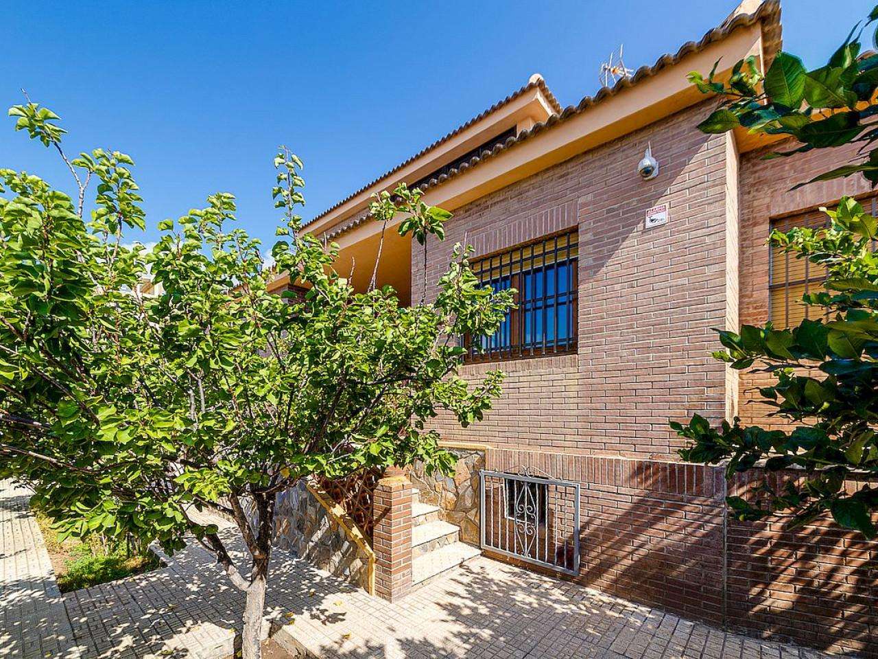 Neubau Villas mit 4 Schlafzimmern und 5 Badezimmern in Torrevieja| Ref: MA-2245 – Torrevieja