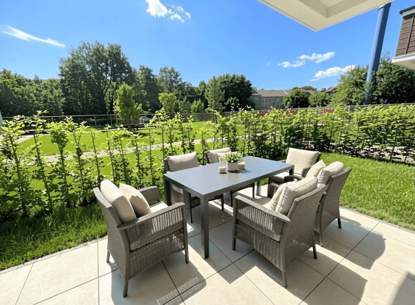ERSTBEZUG: Komfortabel und Modern: Barrierefreie 3-Zimmer-Terrassenwohnung in Berlin-Wilmersdorf