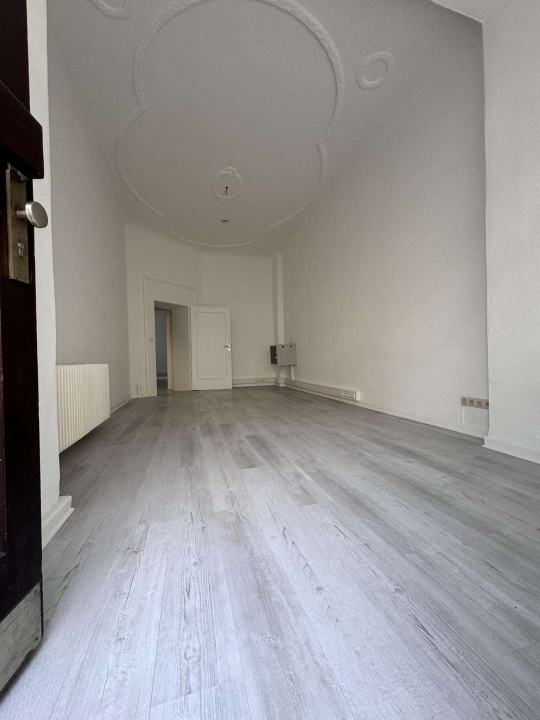 Schöne Räumlichkeiten für ruhiges Gewerbe in Reinickendorf – Berlin