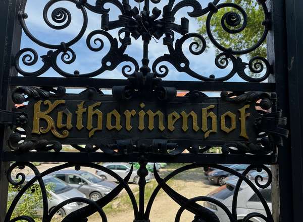 Altenpflege Ensemble mit Landsitz