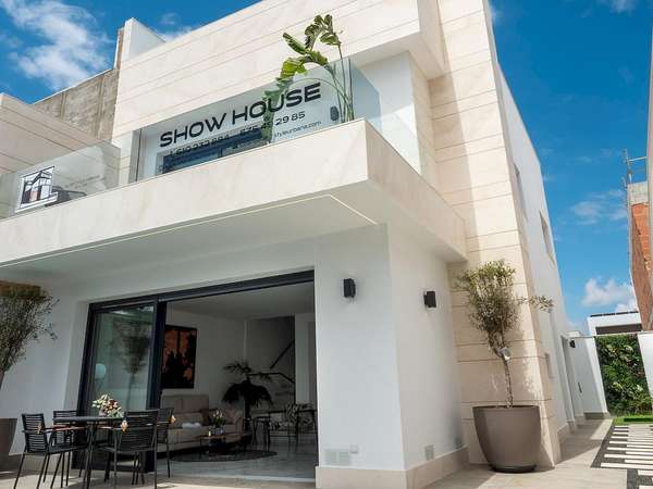 Neubau Villas mit 3 Schlafzimmern und 3 Badezimmern in San Pedro del Pinatar| Ref: MA-1795