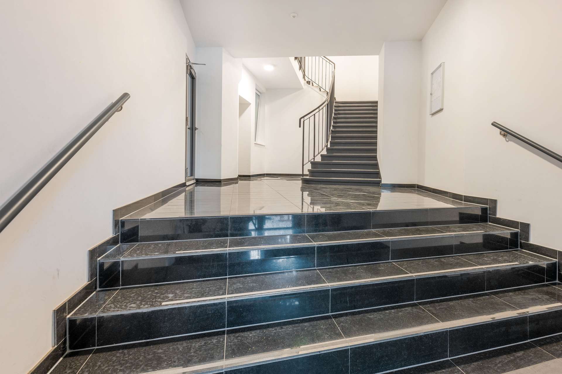 Tolle 1-Zimmer-Wohnung in direkter Nähe zum Kurfürstendamm – Berlin