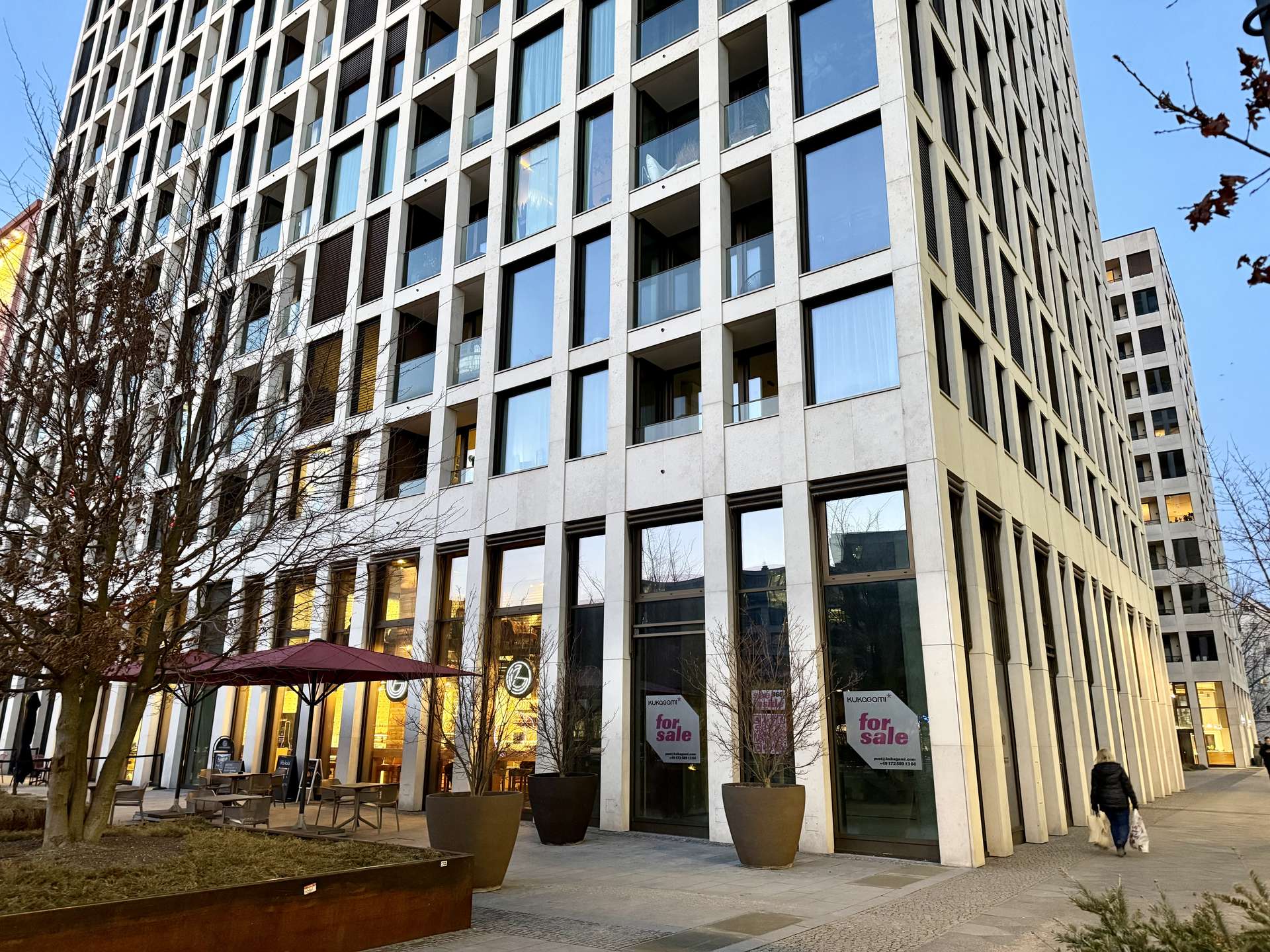 Direkt am ALEXA: Attraktive Gewerbeeinheit nahe Alexanderplatz – Berlin