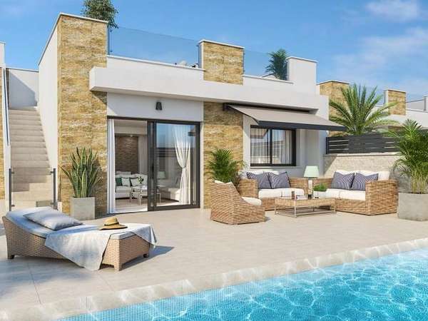 Neubau Villas mit 3 Schlafzimmern und 2 Badezimmern in La Marina| Ref: MA-2307