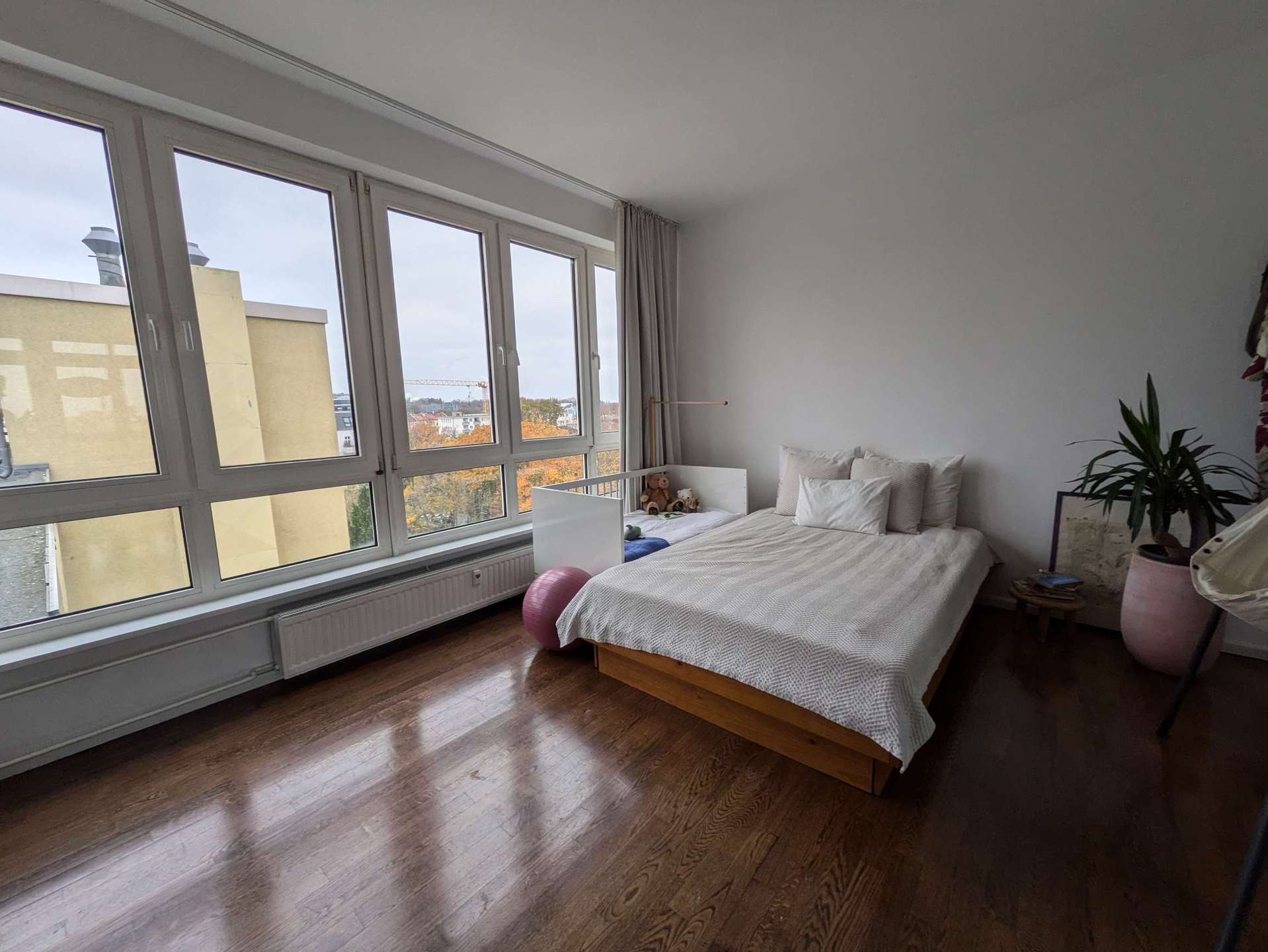 Sonnenverwöhnte 1-Zimmer-Wohnung mit Blick auf Schloss Charlottenburg – Stilvoll und charmant! – Berlin