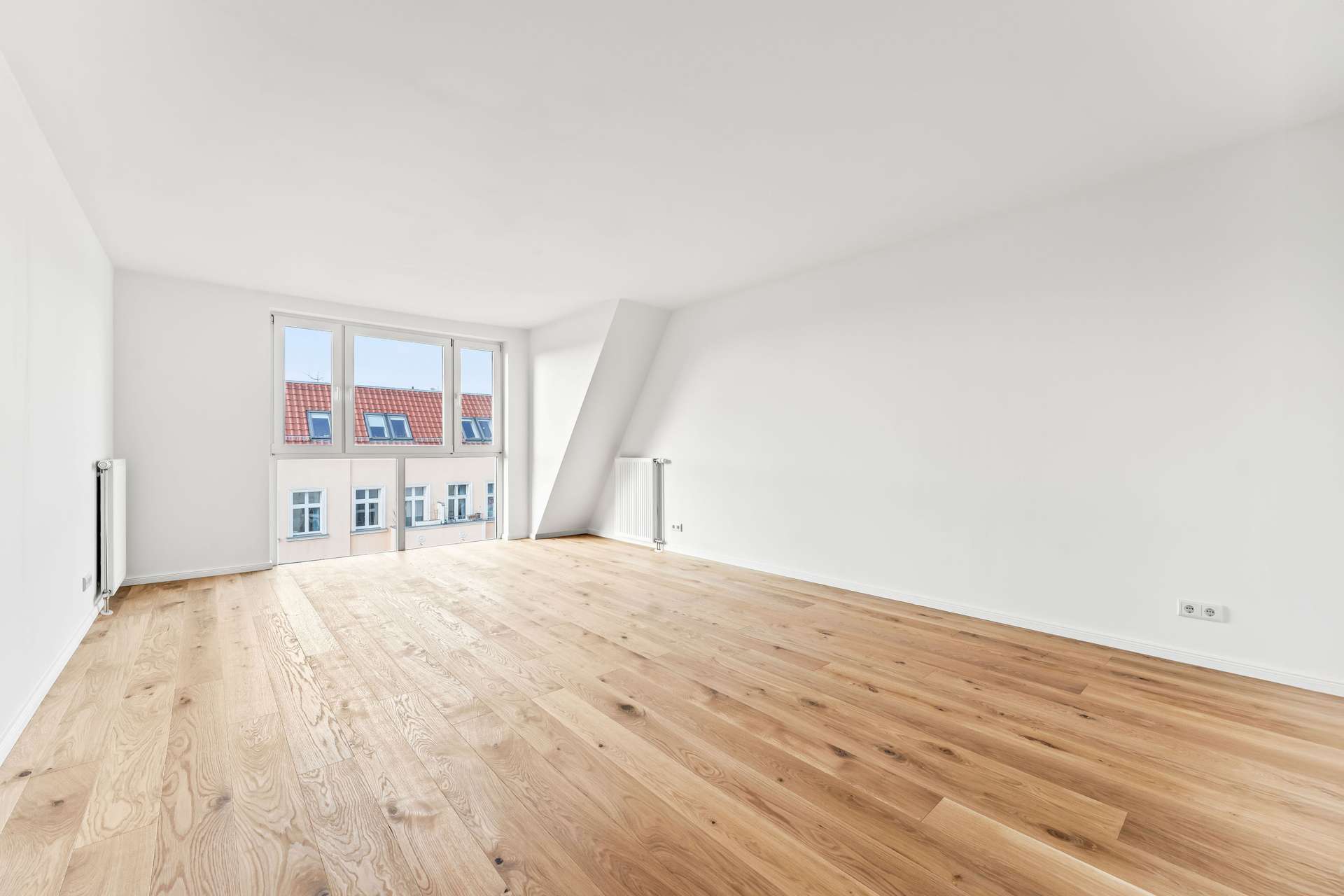 Kernsanierte 2-Zimmer-Wohnung in Traumlage (Duplex-Stellplatz vorhanden) – Berlin