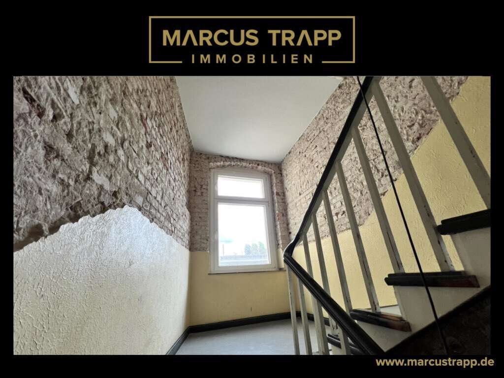Stadtjuwel mit Ausbaupotenzial: Mehrfamilienhaus in begehrter Lage von Pempelfort – Düsseldorf