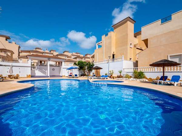 Villa mit 4 Schlafzimmern und 2 Badezimmern in San Miguel de Salinas| Ref: MA-18030-rev