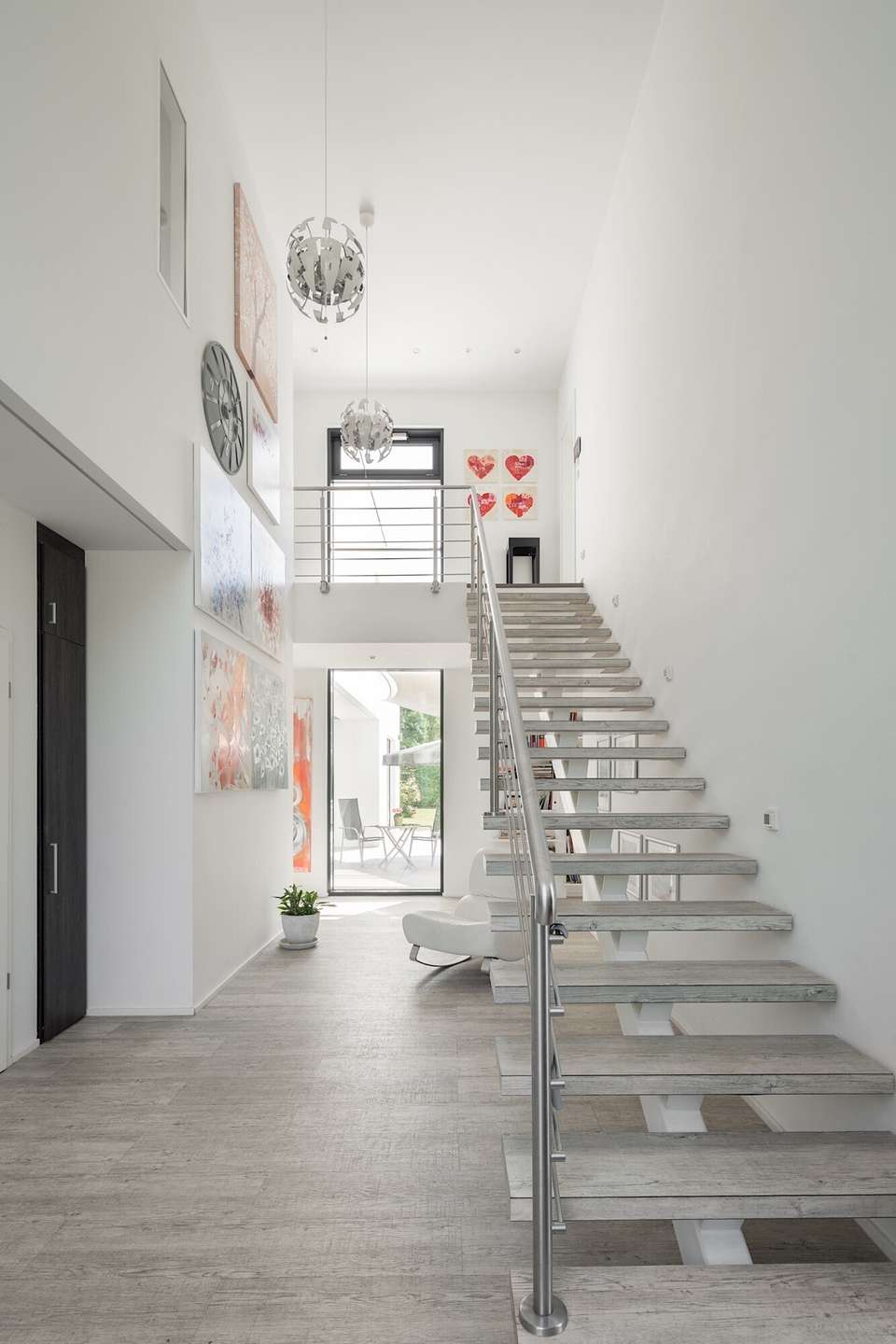 Exklusives EFH in Brieselang mit Pool & Sauna nahe dem Nymphensee – Brieselang