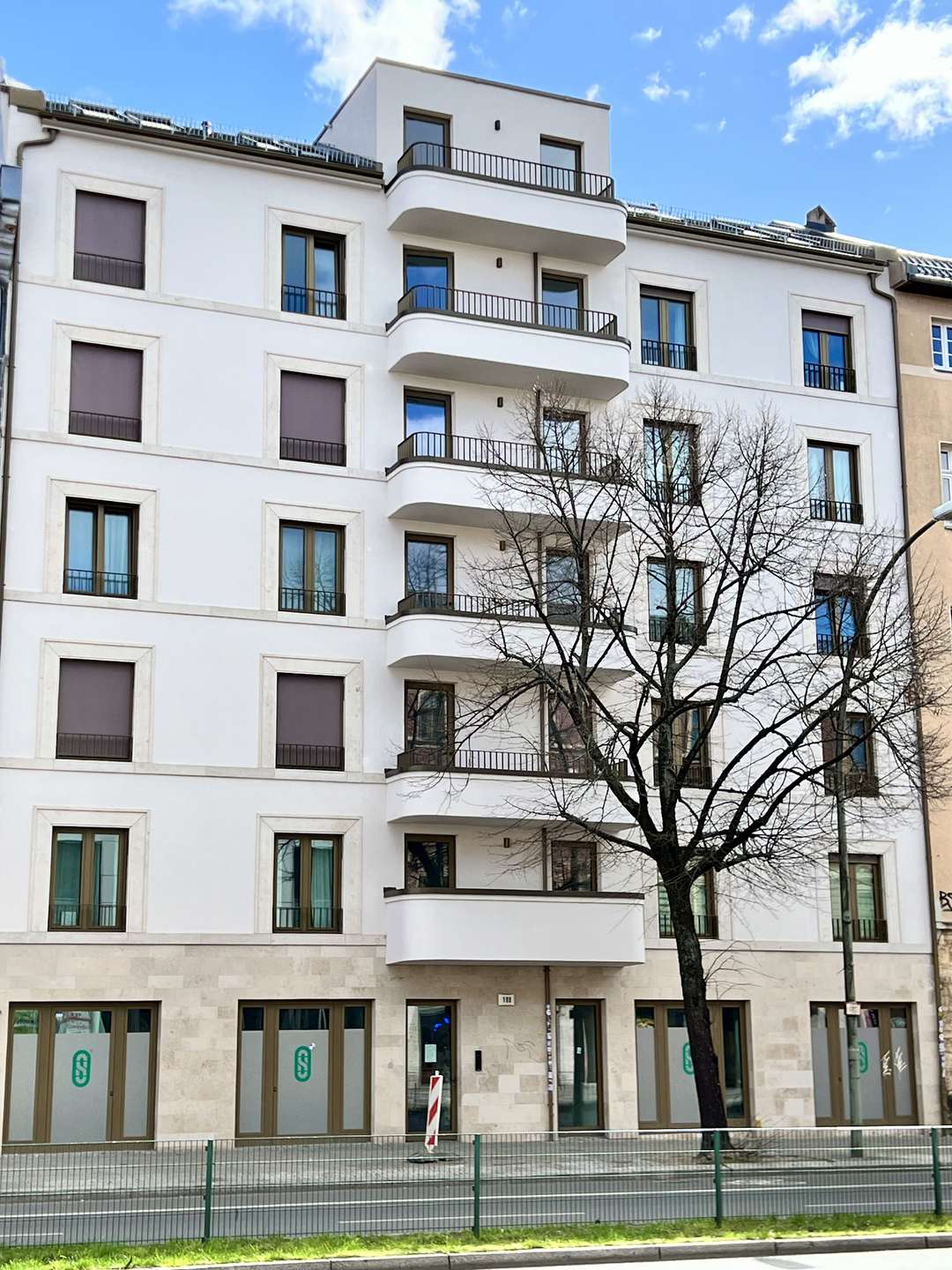 Helle und moderne Dachgeschoß – Berlin