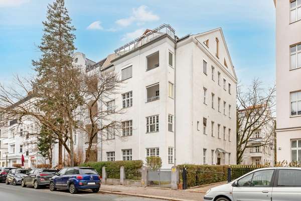 ruhiges Grunewald anno 1900/Neuausbau 2016 DT-Wohnung mit Lift