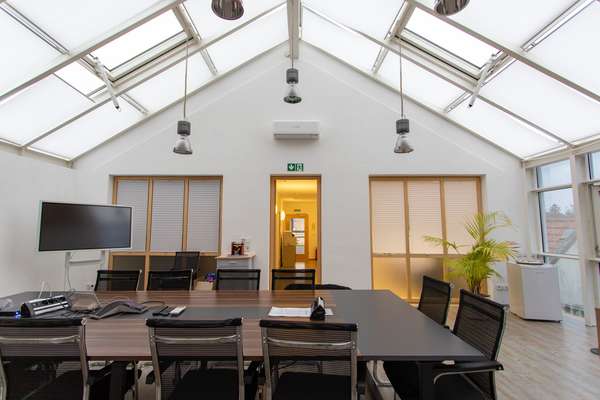 Büroetage im Erdgeschoss mit ca. 140 m² – Top Lage für Ihr Unternehmen — Bild 19 von 25