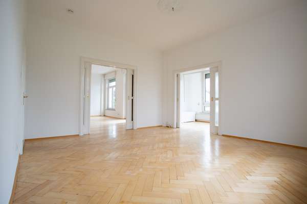 Schöne 4,5-Zimmer Wohnung in Wiesbaden-Nordost — Bild 9 von 15