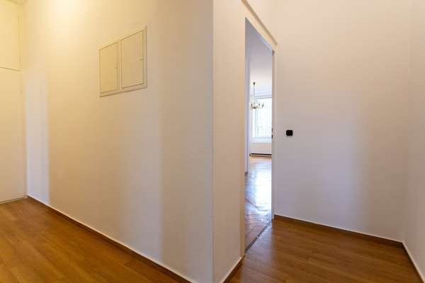 Attraktive 1,5-Zimmer-Wohnung in zentraler Lage in Wiesbaden — Bild 6 von 6