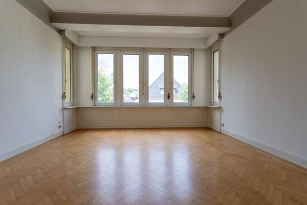 3-Zimmer Altbauwohnung mit zwei Balkonen - Ihr neues Zuhause zum Wohlfühlen! — Bild 5 von 19