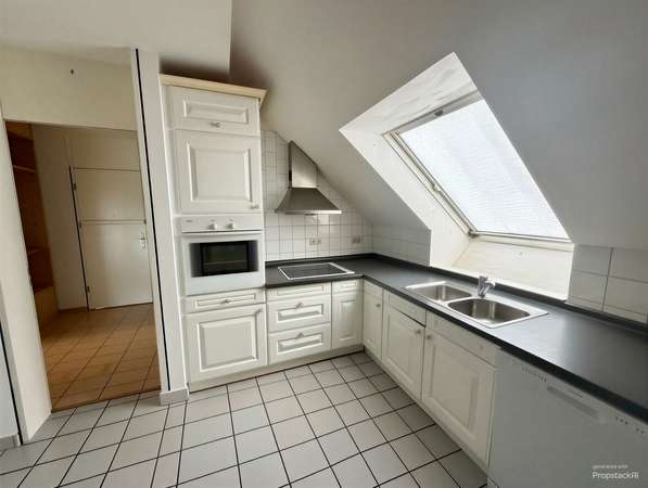 Wo die Dachterrasse zum zweitenWohnzimmer wird – Penthouse-Maisonette über zwei Ebenen — Bild 11 von 24