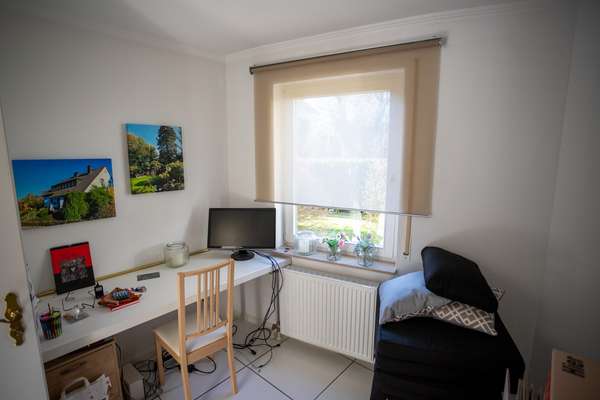 Helle Erdgeschosswohnung mit Terrasse und Garten! — Bild 12 von 15