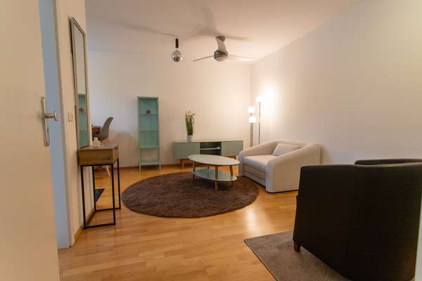 Charmante Dachgeschosswohnung in Wackernheim — Bild 6 von 7