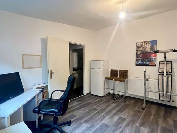 500 m² verkehrsgünstig gelegene Freifläche mit Büro in Mainz-Kastel — Bild 5 von 8