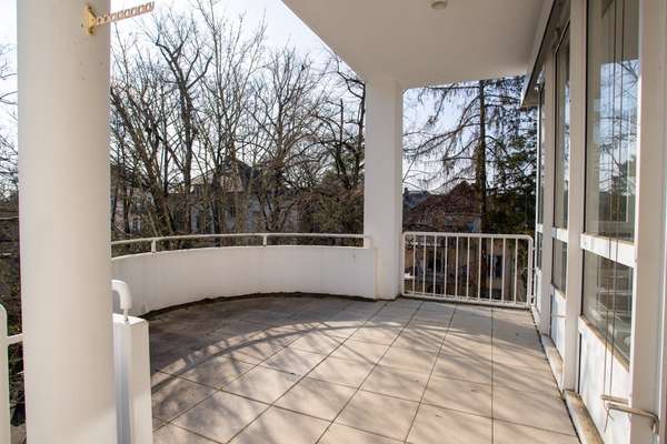 Humboldtstraße: 3-Zimmerwohnung mit Balkon und Sonnengarantie — Bild 2 von 18