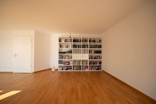 Humboldtstraße: 3-Zimmerwohnung mit Balkon und Sonnengarantie — Bild 6 von 18
