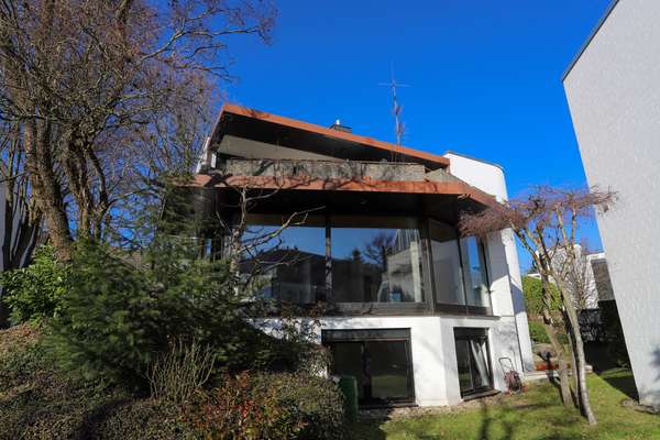 Charmantes Einfamilienhaus angrenzend zum Komponistenviertel — Bild 3 von 27