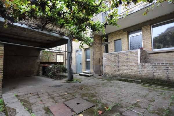 Sanierungsbedürftiges 1-3 Familienhaus mit Scheune & großem Innenhof — Bild 21 von 55