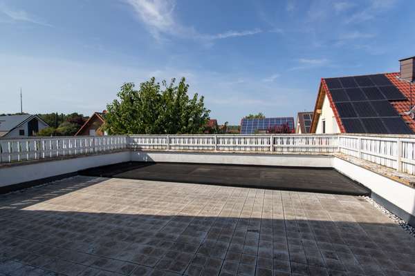 Großzügiges Einfamilienhaus in ländlicher Idylle von Guntersblum! — Bild 23 von 26