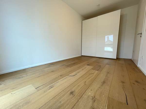 Exklusive 4-Zimmerwohnung mit PKW-Stellplatz in Bauschheim!! — Bild 18 von 23
