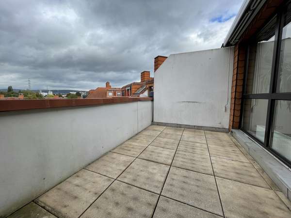 Dachgeschosswohnung mit Kamin – ruhig gelegen im Herzen des Rhein-Main-Gebiets — Bild 13 von 17