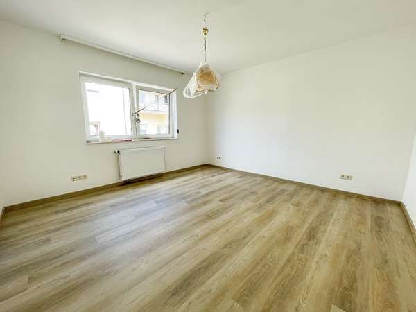 Helle 2-Zimmerwohnung mit Balkon! — Bild 8 von 10