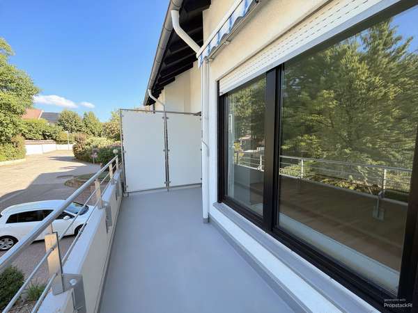 Ihr Sonnenbalkon an der Laubenheimer Höhe -  helle 3 Zimmerwohnung mit perfekter Raumaufteilung — Bild 6 von 18