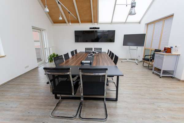 Geschäftshaus mit ca. 280 m² auf 2 Etagen! — Bild 36 von 50