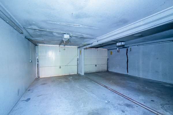 Urbanes Wohnen & ein hohes Maß an Lebensqualität: Charmantes Einfamilienhaus mit Einliegerwohnung — Bild 30 von 31