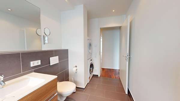 Einzigartige Gelegenheit: Traumwohnung am Winterhafen mit atemberaubendem Ausblick! — Bild 20 von 26