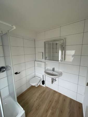 Attraktive 3-Zimmer-Wohnung (50 m²) – renoviert, gut angebunden, vielseitig nutzbar — Bild 7 von 11