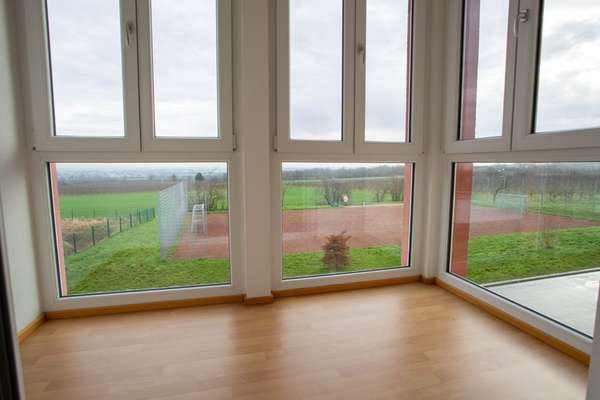 Idyllisches Wohnen am Feldrand: Reihenmittelhaus mit Dachterrasse! — Bild 13 von 24