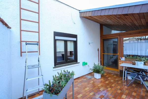 Selbstständige aufgepasst! Exklusives Wohn-/ Geschäftshaus in Mainz-Kastel! — Bild 26 von 26