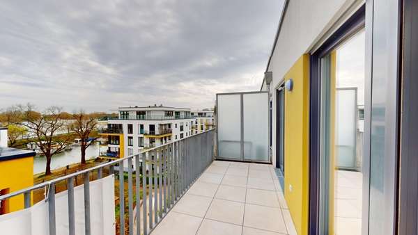 Einzigartige Gelegenheit: Traumwohnung am Winterhafen mit atemberaubendem Ausblick! — Bild 12 von 26